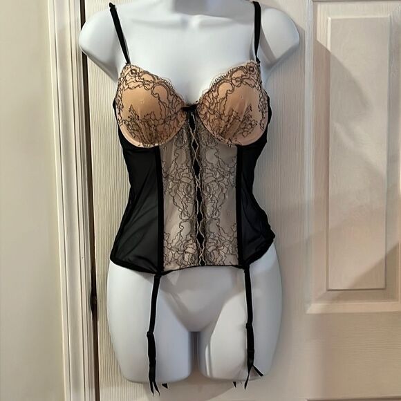 Soprano Lace Bustier corset size L - Picture 1 of 7